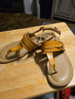 White Mountain Mustard Tan Toe-Ring Ankle Strap Sandals